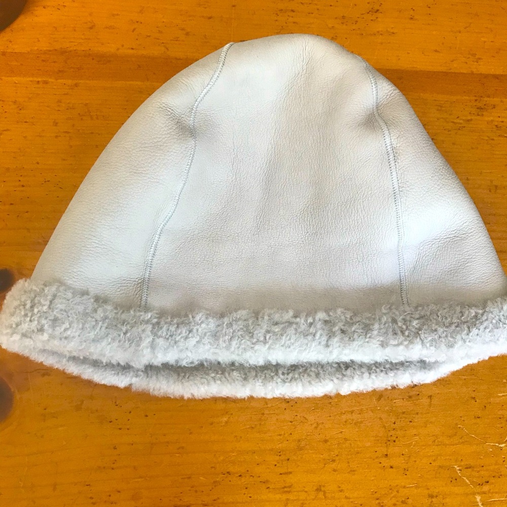 Shearling hat unisex